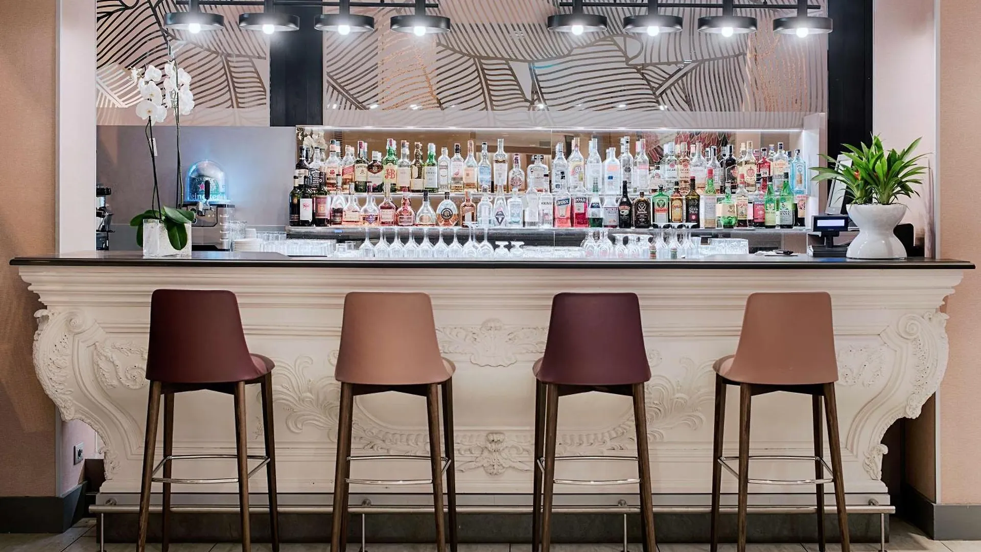 Nh Bologna De La Gare Hotel