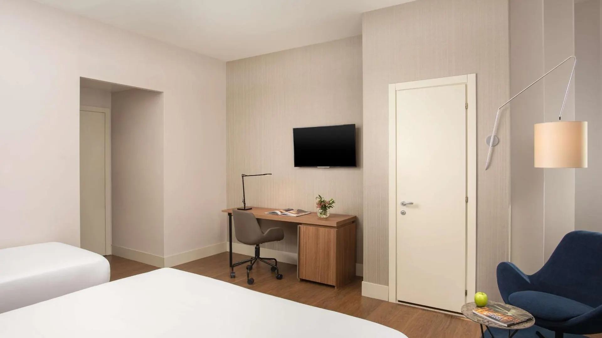 Nh Bologna De La Gare Hotel