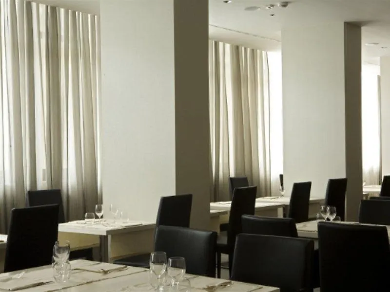 Nh Bologna De La Gare Hotel