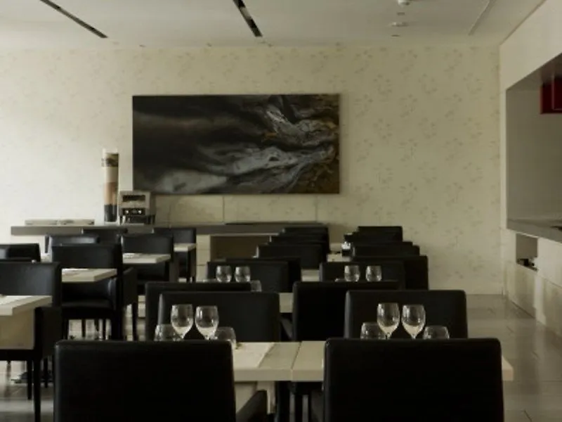 NH Bologna De La Gare Hotel