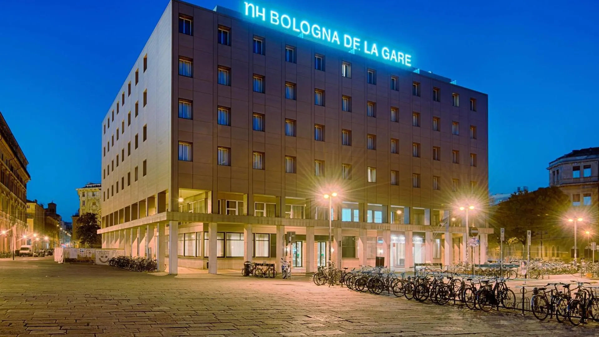 Nh Bologna De La Gare Hotel
